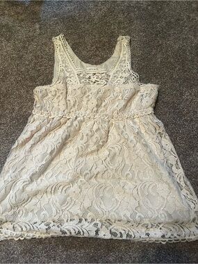 dELiA*s Cream Lace Crochet Tank